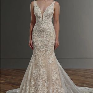 New Martina Liana 1078 Size 10 Wedding Gown